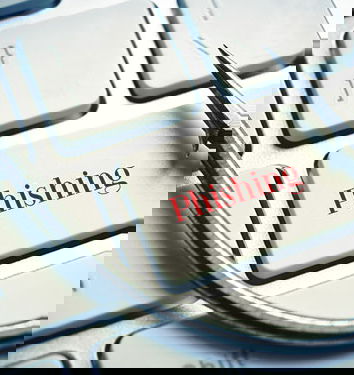 Quella strana mail proveniente da BancaIntesa