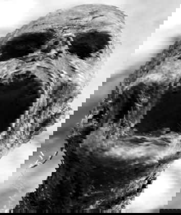 La guardia che stupra le mummie