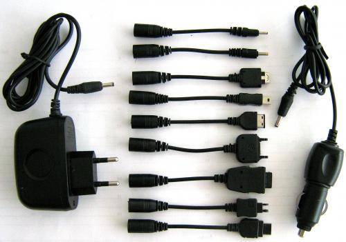 I caricabatterie vanno staccati quando non li usiamo?