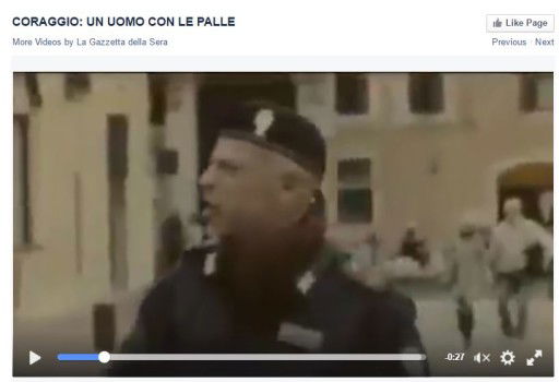 Un poliziotto con le palle