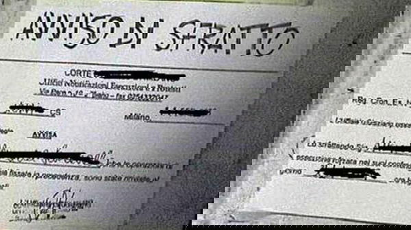 Sfrattata madre italiana con tre figli