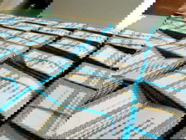 Il plico per le elezioni dall’estero