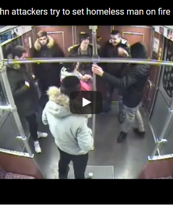Banda di migranti prova a dare fuoco a un senzatetto