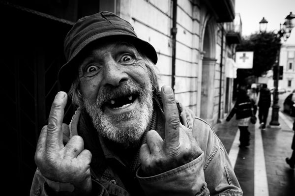 Il minculpop e il giornalismo stronzo