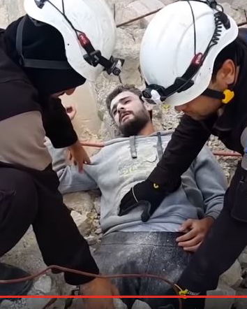 Eroi o attori? SocialTv informa