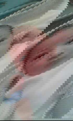 La catena con la neonata cieca e Whatsapp article-post