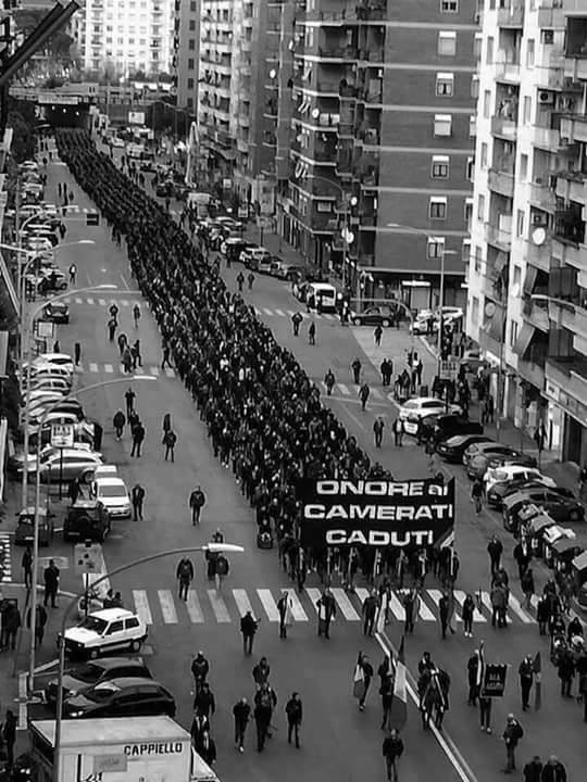 La “marcia su Roma” in onore dei camerati caduti