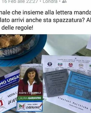 Le schede con la pubblicità