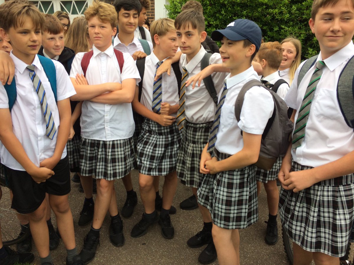 Pericolosa deriva gender nelle scuole inglesi article-post