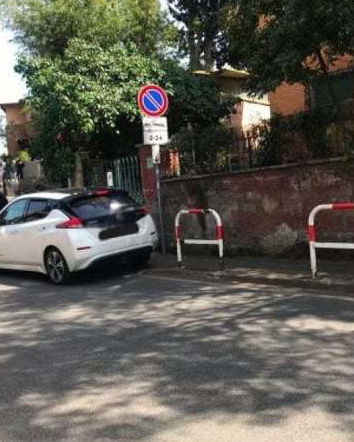 Il divieto di sosta di Virginia Raggi