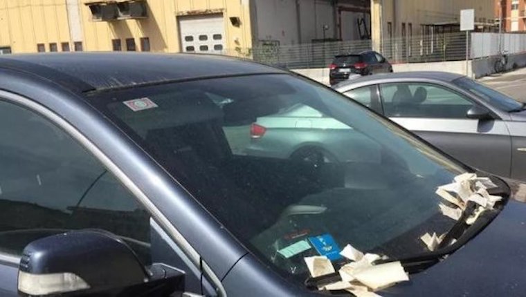 17 multe e il tagliando dell’assicurazione article-post