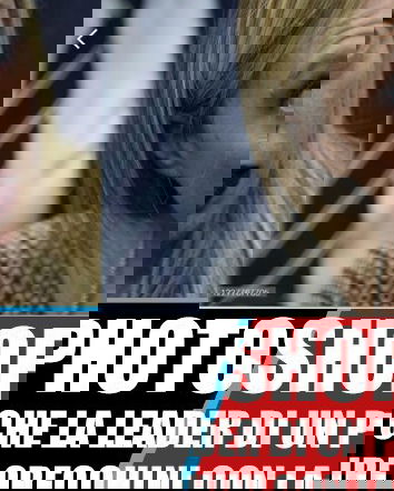 Meloni e l’orecchino con Mussolini