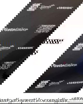 Oliver Stone e il vaccino russo