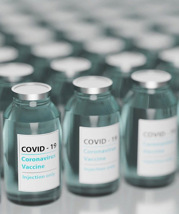 Enrico Mentana e i furbetti delle vaccinazioni article-post