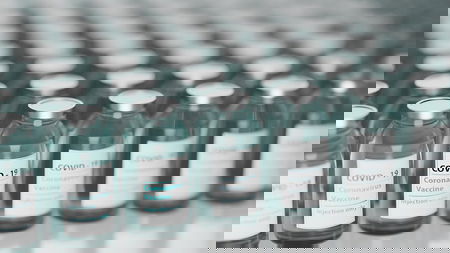 Enrico Mentana e i furbetti delle vaccinazioni article-post