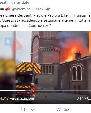 Bruciano le chiese in Francia…