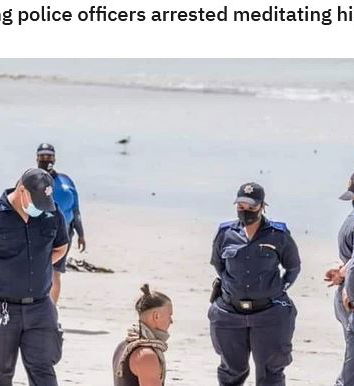 Arrestato l’hippie che meditava in spiaggia?