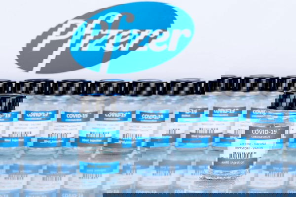 SocialTV e le analisi del vaccino anti COVID