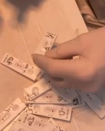 La farmacia di Viareggio e i test rapidi