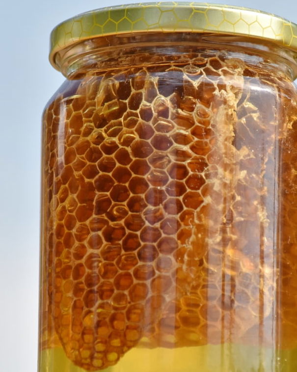 Il miele pericoloso, o la disinformazione nociva… article-post