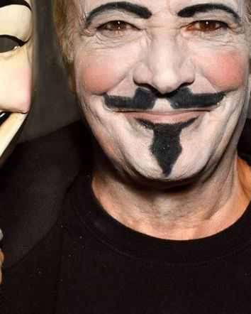 Montesano, l’autoesilio e la rimozione dei contenuti