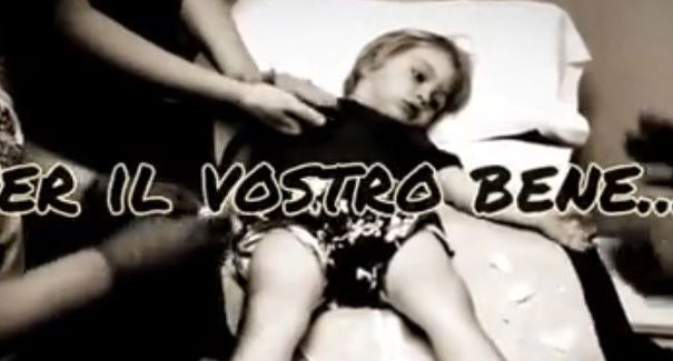 Il video del bambino vaccinato article-post