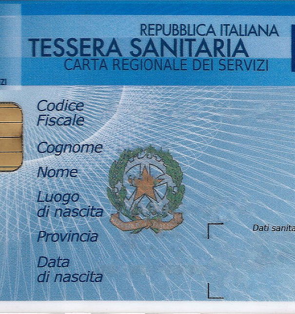 La tessera sanitaria portale di complotti, ed. 2023 article-post