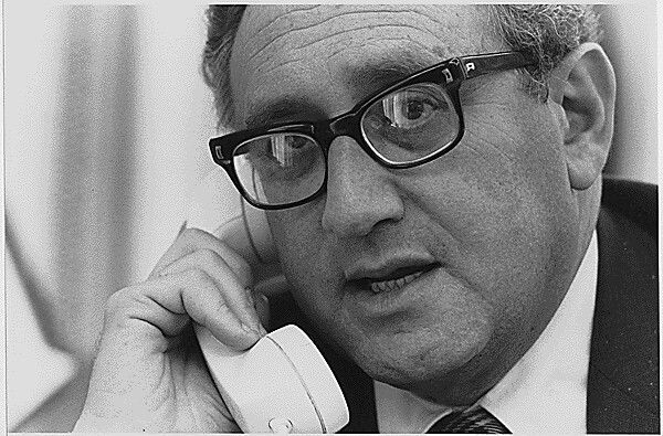Kissinger e i vaccini article-post