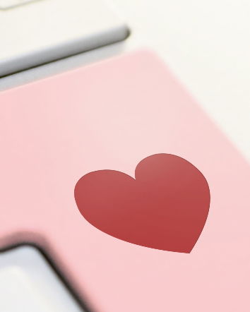 Il dating online coi (falsi) soldati