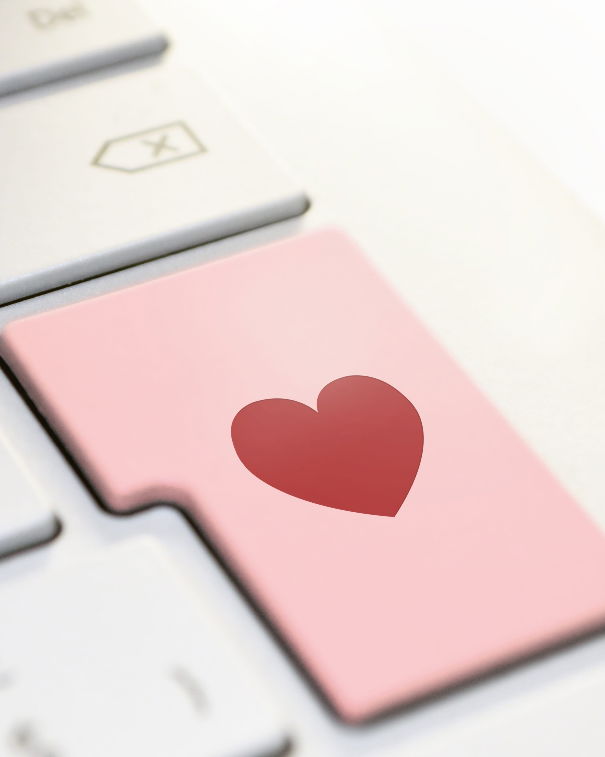 Il dating online coi (falsi) soldati article-post