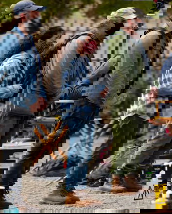 Le mascherine nei film, l’ennesima teoria del complotto