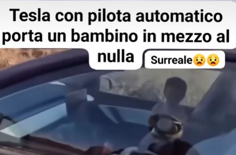 Il bambino nella Tesla