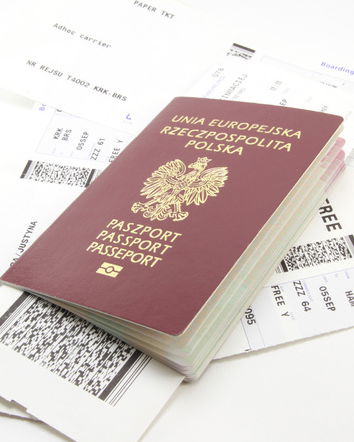 IT Wallet, la ricarica della Tesla e le morosità pregresse