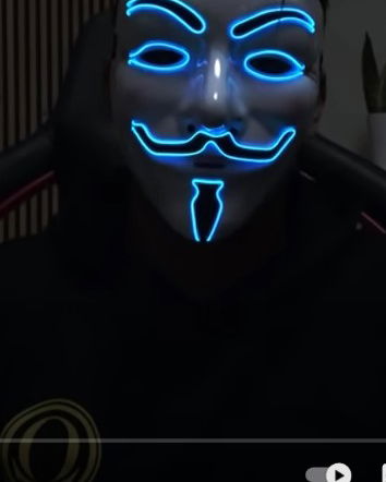 Omega Click, la menzogna come lavoro