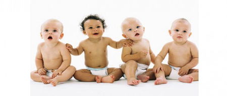 La donna che partorisce nove gemelli article-post