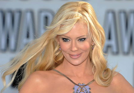 La differenza tra una pornostar e le altre donne article-post