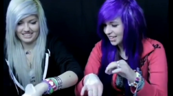 Bruciarsi con sale e ghiaccio: la moda shock si diffonde