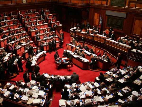 La tentazione di pubblicare i sondaggi “clandestini”