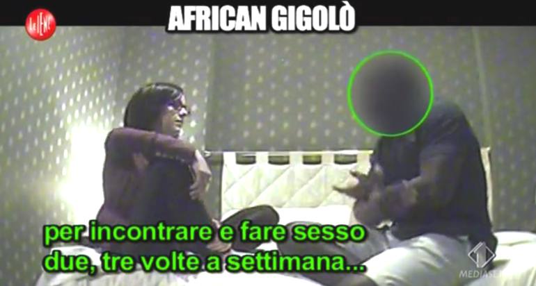 Ruba Identità Per Adescare Ragazzine Le Iene
