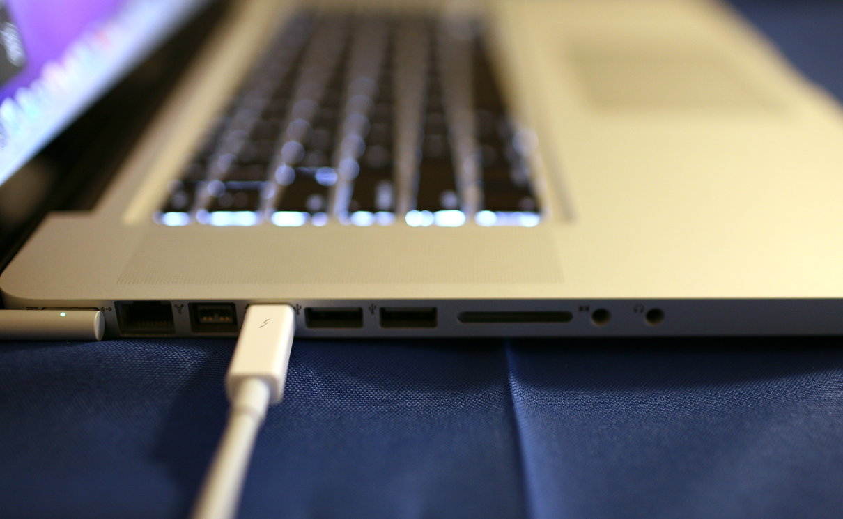 Uno YouTuber ha (economicamente) risolto i problemi di surriscaldamento del MacBook Air M2 article-post