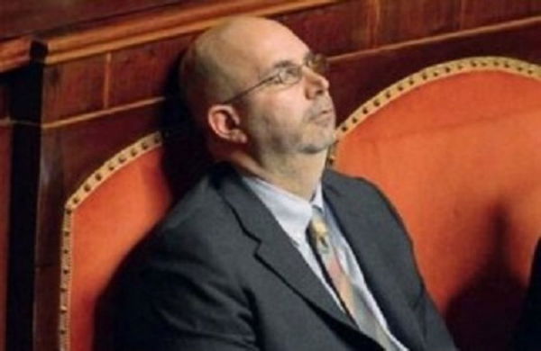 La frase su Sandro Pertini che mette nei guai Vito Crimi