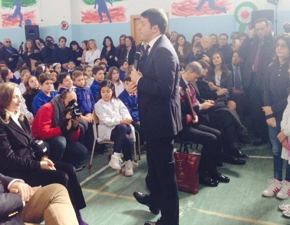Matteo Renzi contestato a Siracusa article-post