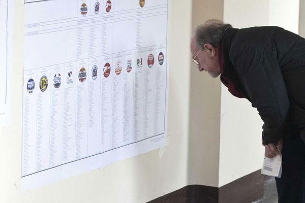 Europee: Grillo spopola fra i giovani, il Pd fra i cattolici