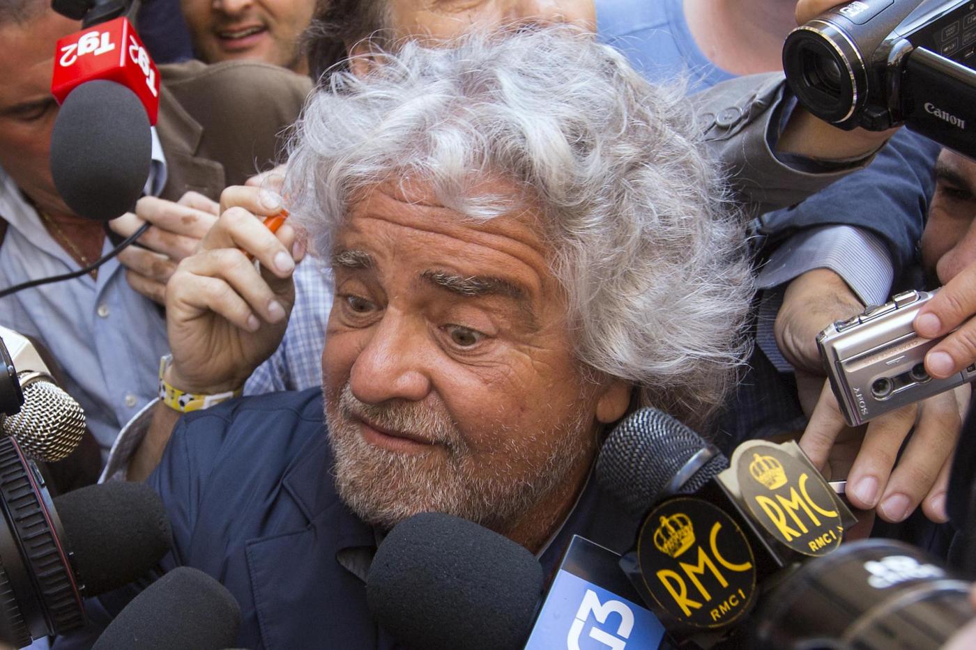 Beppe Grillo Attacca Bianca Berlinguer E I Tg Che Ti Prendono Per Il Culo Giornalettismo 8104