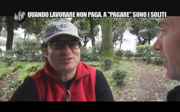 Le Iene contro Top One e Enrico Papi: «Perché non paghi gli stipendi?»