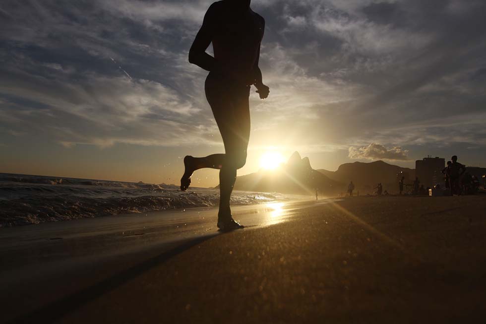 Le 15 cose che devi sapere prima di andare a correre (tipo: bevi un caffé) article-post