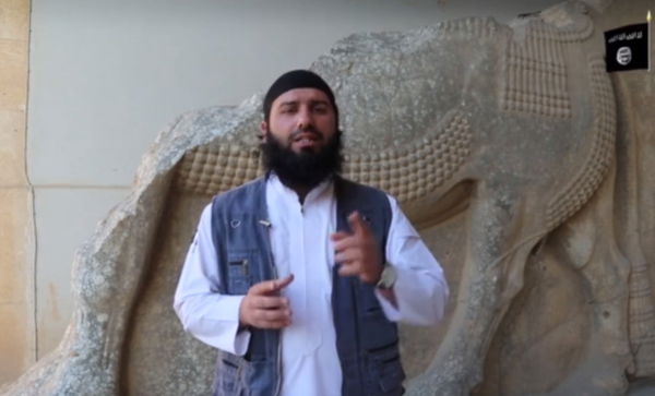 Perché l’Isis distrugge le statue