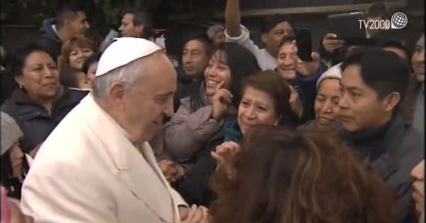 Il Papa al campo nomadi di Ponte Mammolo a Roma