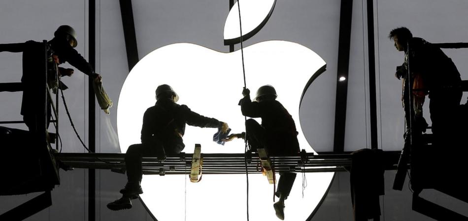 Apple, Appstore e iTunes bloccati da ore. Panico su Twitter