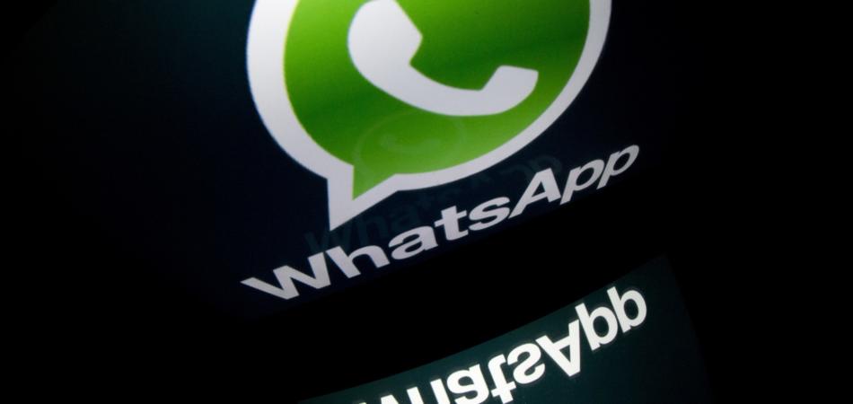 I migliori pesce d'aprile con whatsapp e smartphone